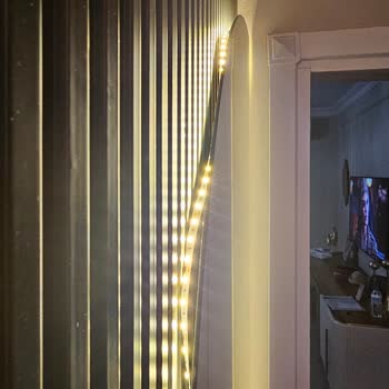 Modern TV Ünitesi Kusurlu Ürün Ve Yetersiz Hizmetle Karşılaştım