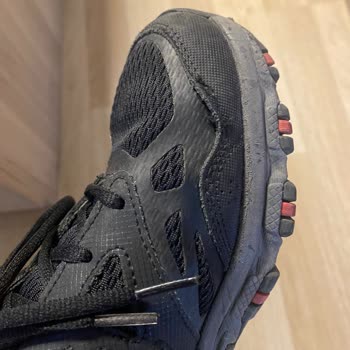 Skechers Ayakkabıda Üretim Hatası İddiası Ve İnceleme Sorunu