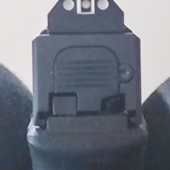 Stoeger produziert fehlerhafte Visiere und Korne bei Polymer-Waffen