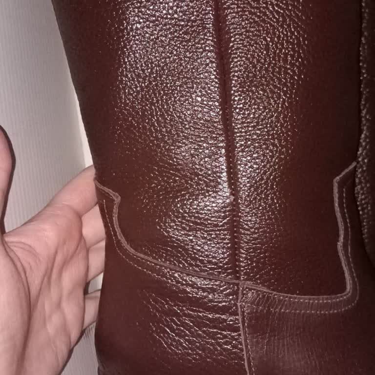 Nişantaşı Shoes'tan Aldığım Çizmenin Derisi Soyulmuş Çıktı