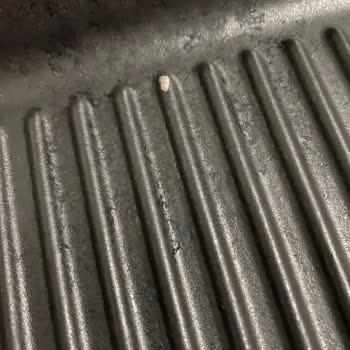 Kısa Sürede Deforme Olan Lava Döküm Tava