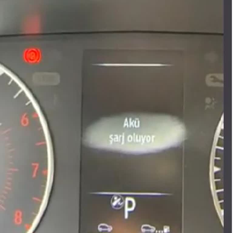 Yeni Aküye Rağmen Sürekli Uyarı Veren Renault Clio