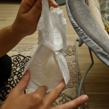 Hatalı Üretim: Bebek Bezlerinde Açılmayan Yapışkanlar
