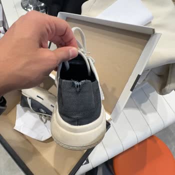 Lumberjack Ayakkabıda Renk Solması Ve Yırtılma Sorunu