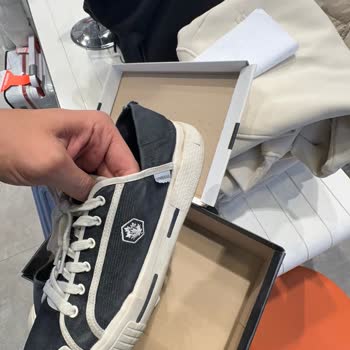 Lumberjack Ayakkabıda Renk Solması Ve Yırtılma Sorunu