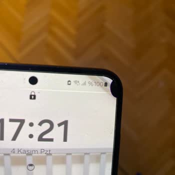 Garanti Süresindeki Telefonun Ekran Sorunu Ve Yüksek Tamir Ücreti