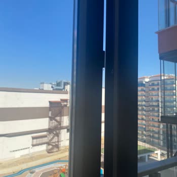 Adopen Camlar Kapanmıyor, Müşteri Hizmeti Yetersiz