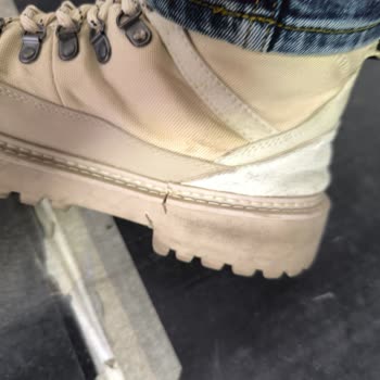 Pull Bear Botunda Beklenmedik Taban Kırılması