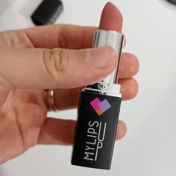 Gratis'ten Aldığım Ruj Ambalajla Uyuşmuyor