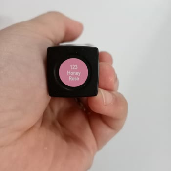 Gratis'ten Aldığım Ruj Ambalajla Uyuşmuyor