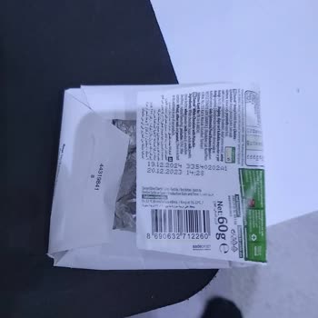 Küflü Çikolata Ve İlgisiz Müşteri Hizmetleri