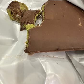 Ülker Çikolata Paketinden Çıkan Canlı Kurt Şoku