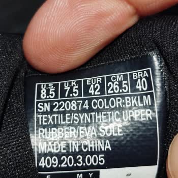 Okul Ayakkabısının Kalitesizliği Ve Mağaza İlgisizliği