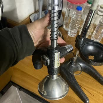 Maskot Meyve Sıkacağı Nar Sıkarken Kırıldı!