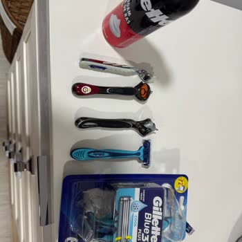 Gillette Blue 3 Serisi Üretim Hatalarıyla Hayal Kırıklığı Yarattı