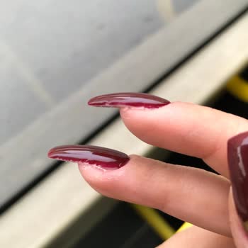 Zen Nail Art'ta Yalapşap Hizmet Ve Yüksek Ücret