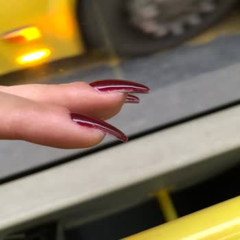 Zen Nail Art'ta Yalapşap Hizmet Ve Yüksek Ücret