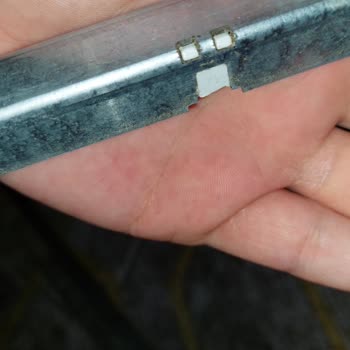 Mutfak Çekmece Raylarında Dayanıksız Parçalar