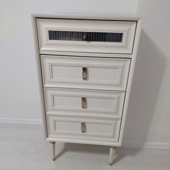 Yanıltıcı Renk Farkı: Beklenen Beyaz, Gelen Krem