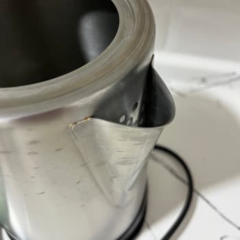 Beko Çaydanlıkta Israrla Devam Eden Paslanma Sorunu