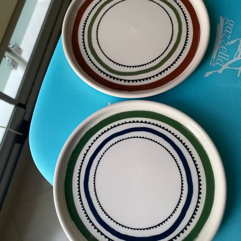 Kahvaltı Takımında Renk Farkı Ve Çözüm Eksikliği