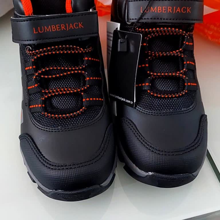 FLO Ayakkabı Yanlış Ürün Ve Kötü Müşteri Hizmeti Deneyimi