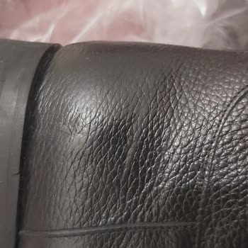 Derimod Çizme Kalitesizliği Ve İlgisizlik