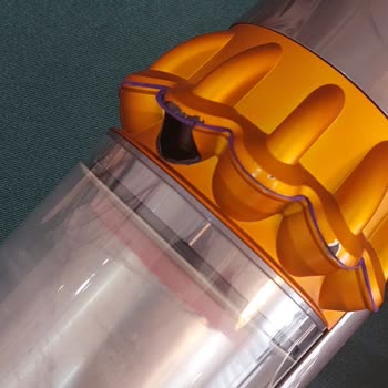 Dyson Süpürge: Yüksek Fiyat, Düşük Performans