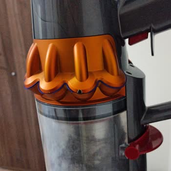 Dyson Süpürgede Beklenmedik Yıpranma Ve Kötü Hizmet