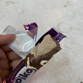 Ülker Piko Çikolatasında Bozuk Ürün Sorunu