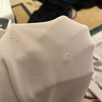 Kalitesiz Kumaş Ve İlgisiz Müşteri Hizmetleri Deneyimi