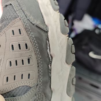 Skechers Ayakkabıda Tek Taraflı Deformasyon Sorunu