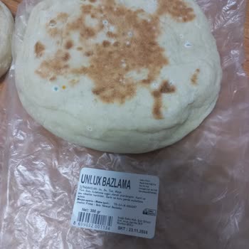 BİM Son Tüketim Tarihine Rağmen Küflenen Bazlama Şoku!