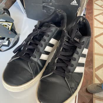 Adidas Ayakkabımın Kalitesizliği Şaşırtıyor