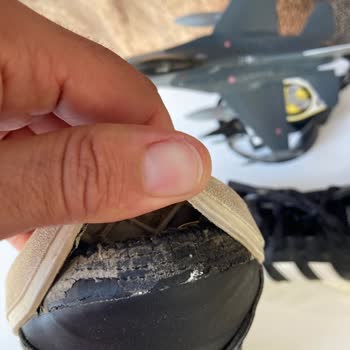 Adidas Ayakkabımın Kalitesizliği Şaşırtıyor