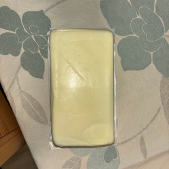 Hijyen Skandalı: İçim Kaşar Peynirinde Kıl Şoku!