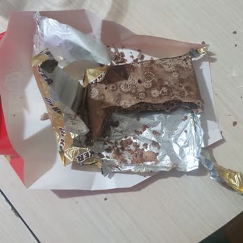 Eksik Ve Küflü Çikolata Şoku