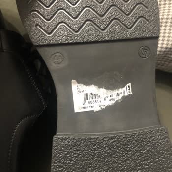 Yanlış Numaralı Ayakkabı Ve İletişim Sorunu