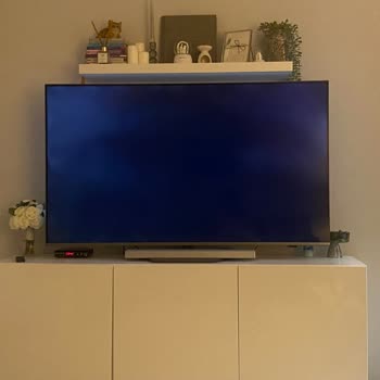 Philips Ambilight TV'de Işık Hüzmesi Sorunu Ve Değişim İade Zorluğu