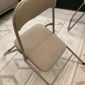 Evidea'dan Alınan Sandalyeler Hayal Kırıklığı Yarattı