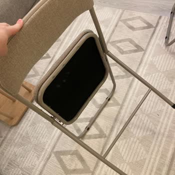 Evidea'dan Alınan Sandalyeler Hayal Kırıklığı Yarattı