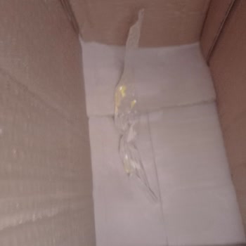 Kargo Paketinde Patlama Ve Ürün Dökülmesi