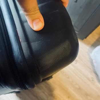 Ankara Air Yolculuğunda Bavul Hasarı Ve İlgisizlik