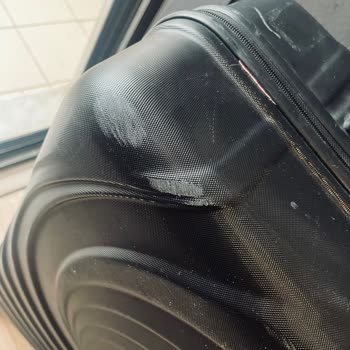 Ankara Air Yolculuğunda Bavul Hasarı Ve İlgisizlik