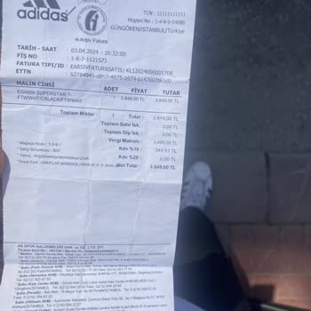 Adidas Ayakkabıda Beklenmedik Kalite Sorunu