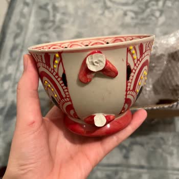 English Home Kırık Kupa Ve Kullanışsız Uygulama Sorunu