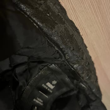 Mavi Ceket Hayal Kırıklığı: Kalitesiz Ürünler Güvenimi Sarsıyor