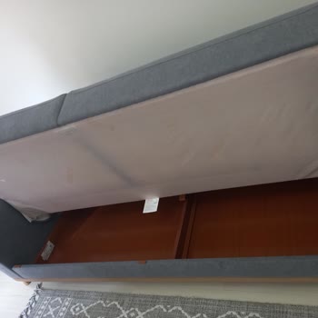 Kırık Koltuk Takımı Ve İlgisiz Servis Sorunu
