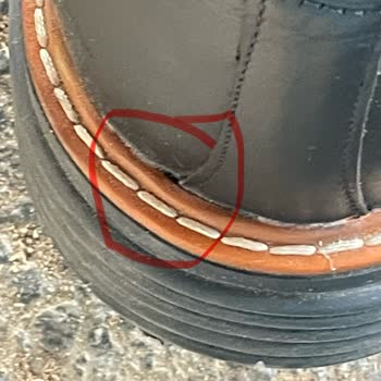 Ayakkabılar İki Haftada Nasıl Patladı?