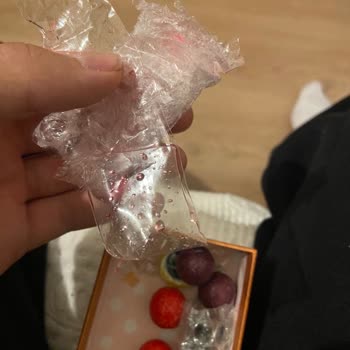 Geç Teslimat Ve Dökülen Parfümlerle Sürat Kargo Kabusu